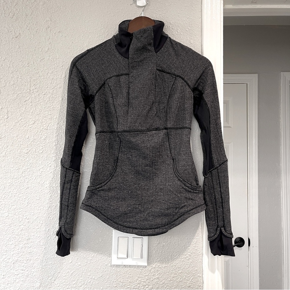 Lululemon Gray and Black Athletic zip up Jacket size 2